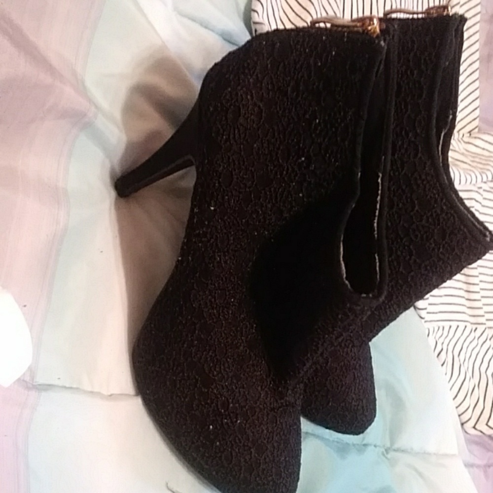 Black heels